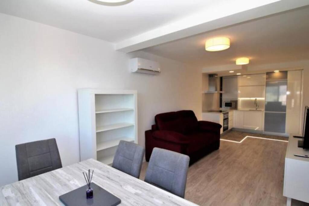 Doro Seaview Apartment Benidorm Esterno foto